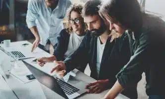 Comment offrir des services aux entreprises à un coût compétitif